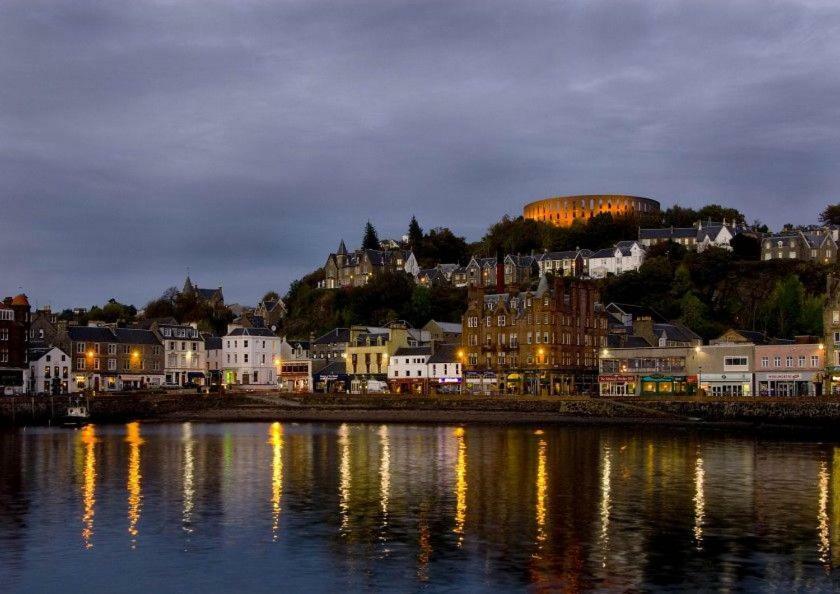 Panoramic Harbour View Apartment Oban Exteriör bild